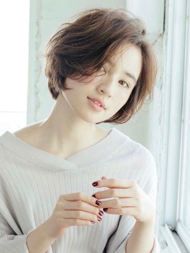 自由が丘にある日本トップクラスの美容室・美容院「Tierra-J(ティエラ ジユウガオカ)」のヘアスタイル「〈Tierra-j相楽顕〉大人ヘルシーなウエーブボブ」の拡大画像