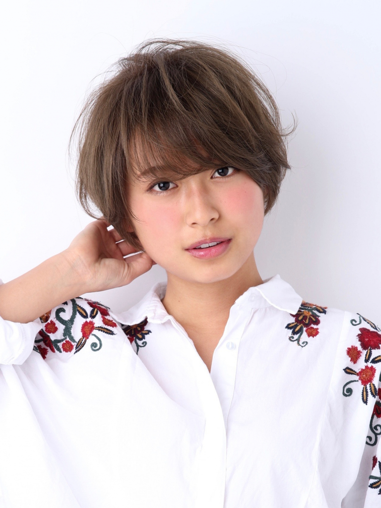 自由が丘にある日本トップクラスの美容室・美容院「Tierra-J(ティエラ ジユウガオカ)」のヘアスタイル「〈Tierra-j相楽顕〉女性らしいマッシュショート☆」の拡大画像