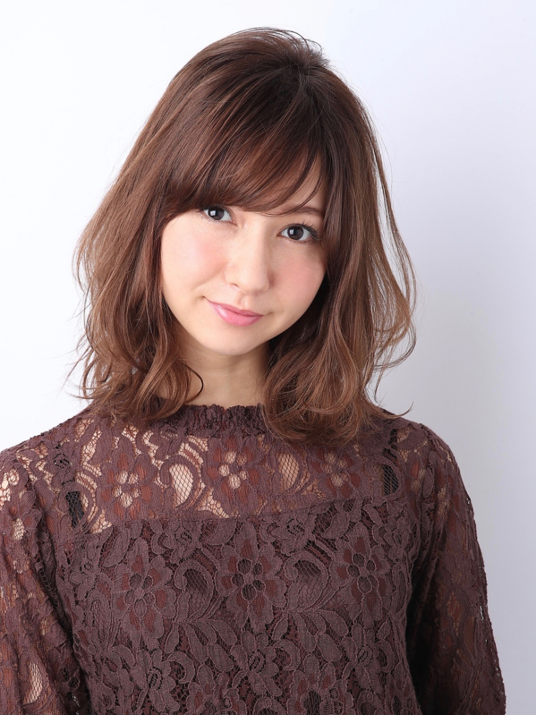 自由が丘にある日本トップクラスの美容室・美容院「Tierra-J(ティエラ ジユウガオカ)」のヘアスタイル「<Tierra-j相楽顕>大人フェミニンなふんわりパーマ」の拡大画像